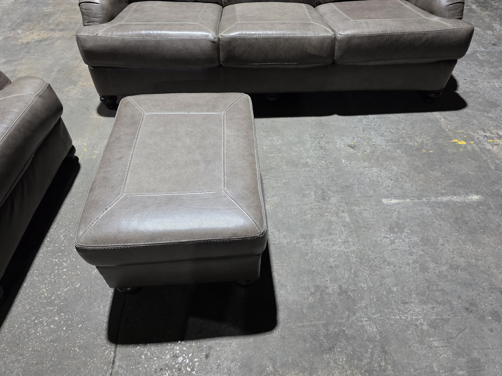 Ashley Kannerdy 3-Piece Leather Set — Sofa, Oversized Chair & Ottoman (Quarry Grey) — view 3