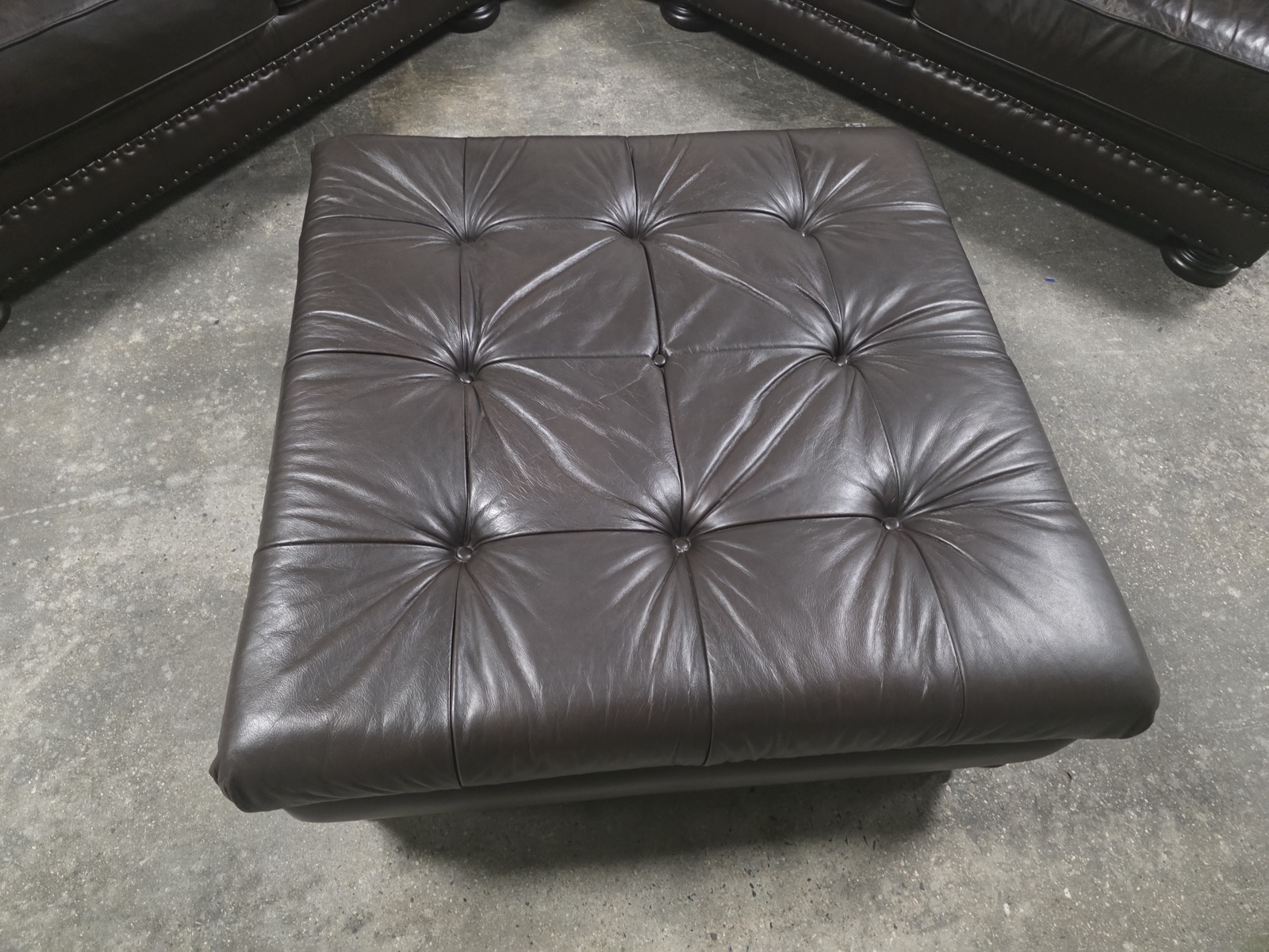 Bernhardt Espresso Leather Angled Sectional with Matching Tufted Ottoman — view 6